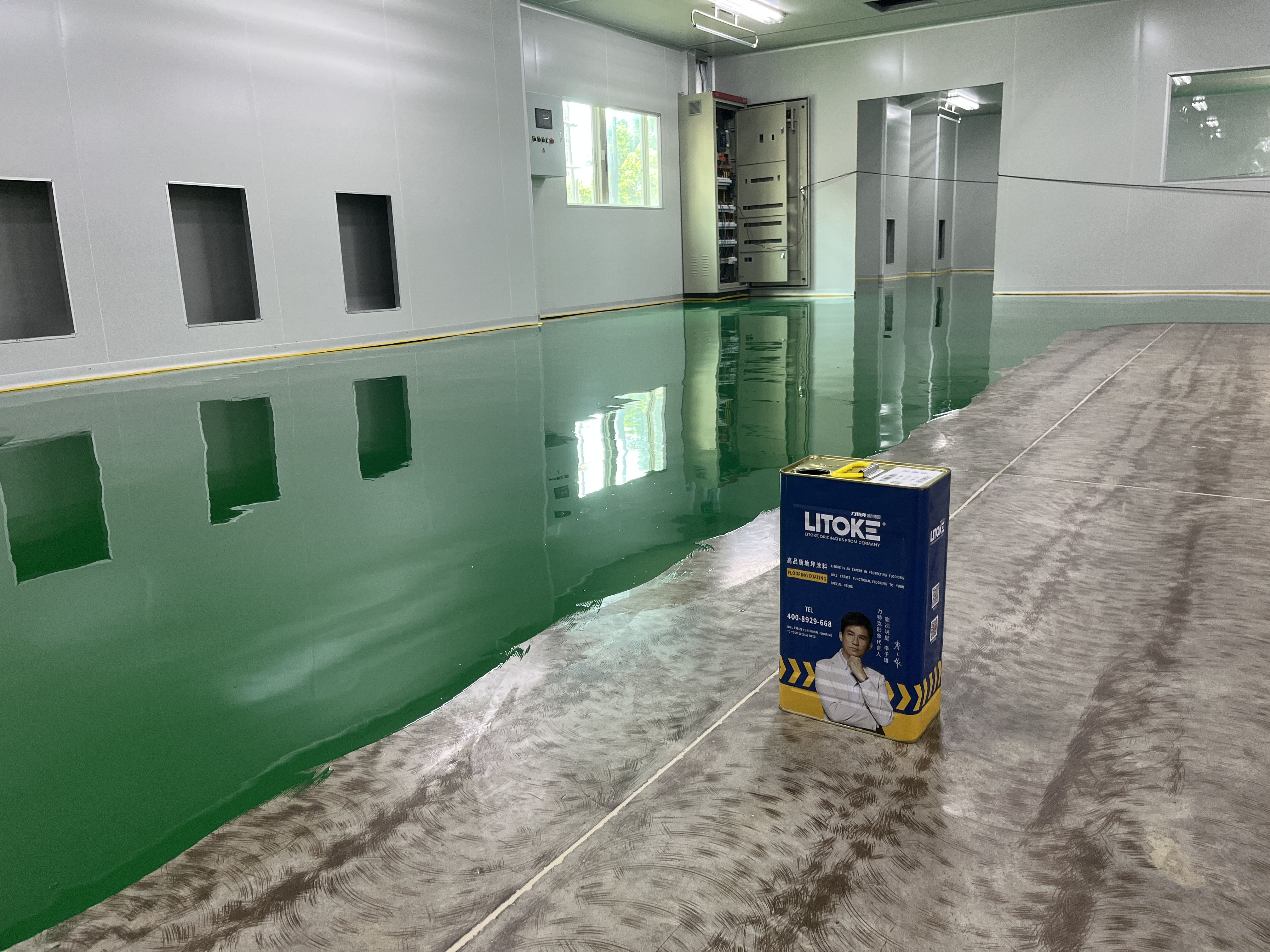 環氧自流平上做碳鋼聚氨酯超耐磨地坪有什么好處 